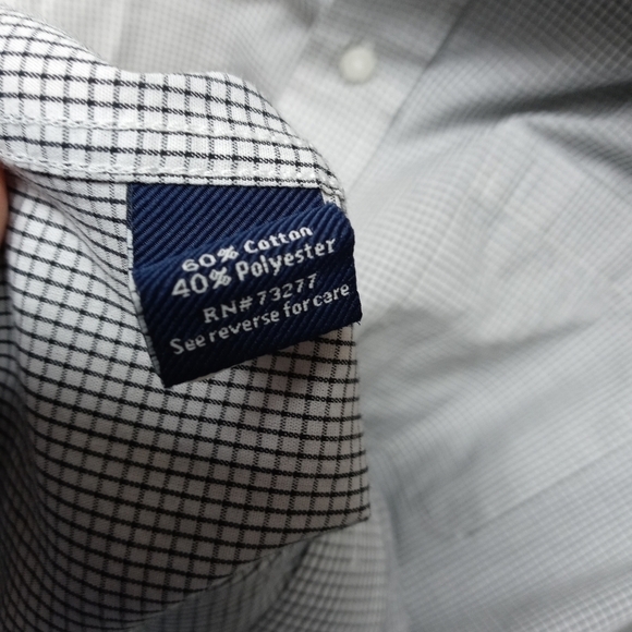 Croft & Barrow men's long sleeve button front dres - Picture 4 of 7